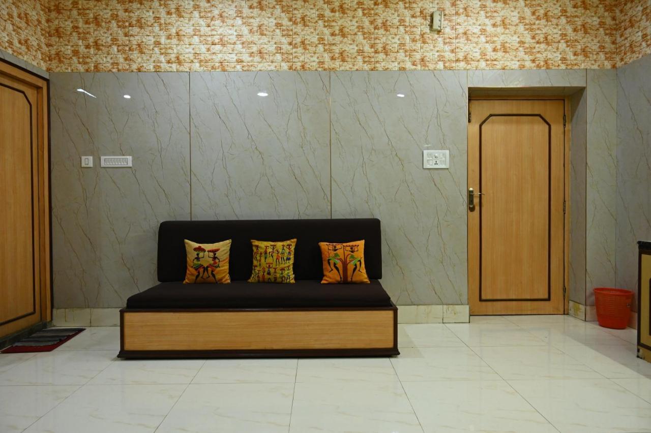 Hotel Komala Vilas Kalkutta Exterior foto